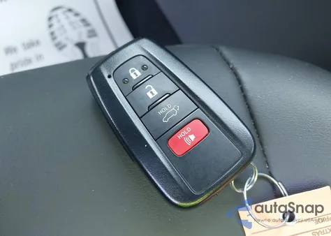 2024 Toyota Rav4 Xle Premium z USA, uszkodzony, nr VIN 4T3B6RFV2RU152367